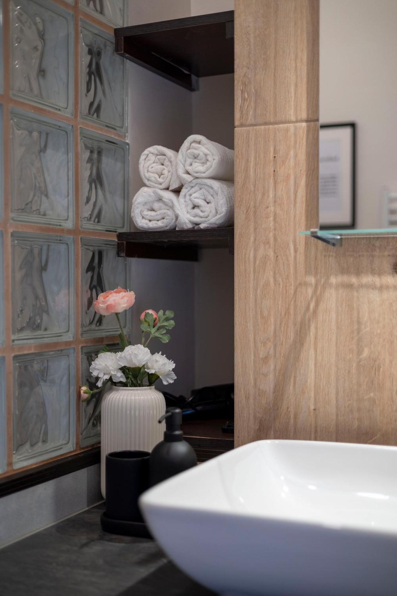 Stylish & Cozy City Center Apartment By Prestige Homes บูดาเปสต์ ภายนอก รูปภาพ